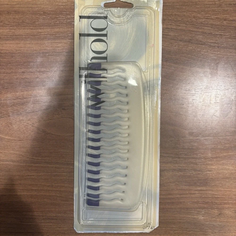Vintage Wilhold Wavy Hair Comb Hair Lift White Purple Color Dip Rare 7741 NEW